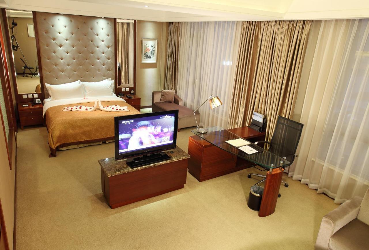 Dalian Furong International Hotel Exteriör bild